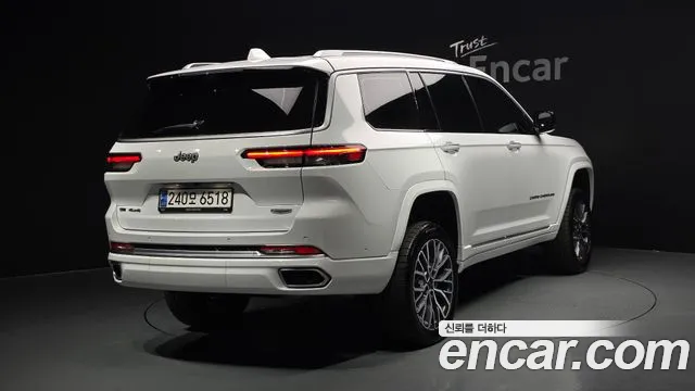 Jeep Grand Cherokee 2023 thumb 3