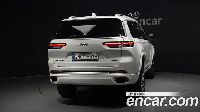 Jeep Grand Cherokee 2023 thumb 9