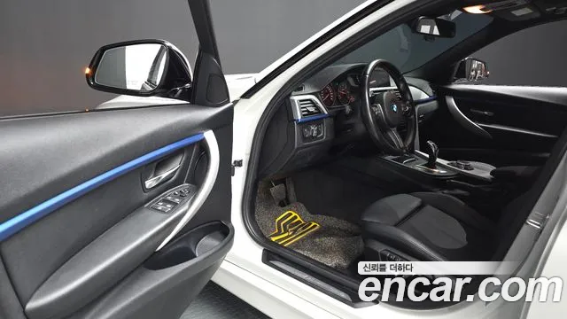 BMW 3 серии 2017 thumb 6