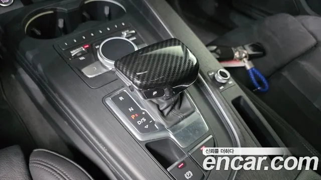 Audi A4 2019 thumb 12