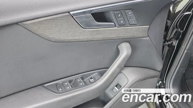 Audi A4 2019 thumb 9