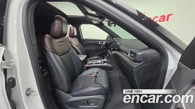 Ford Explorer 2021 thumb 6