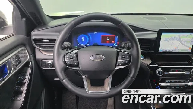 Ford Explorer 2021 thumb 12