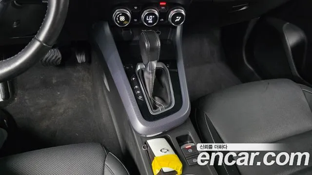 Renault XM3 2021 thumb 8