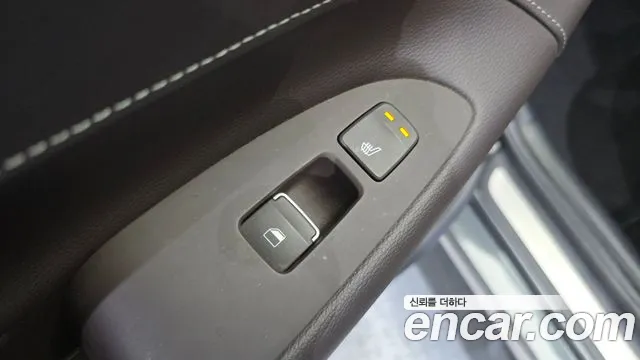 Hyundai Grandeur 2017 thumb 12