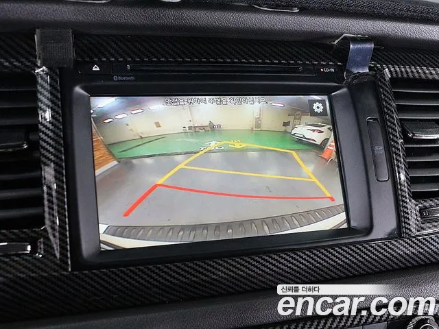 Kia Carnival 2015 thumb 8