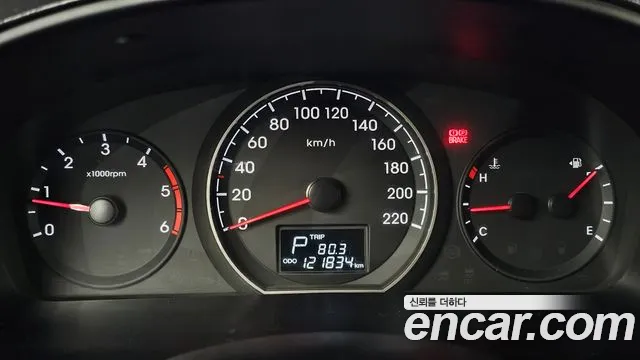 Hyundai Staria 2015 thumb 11
