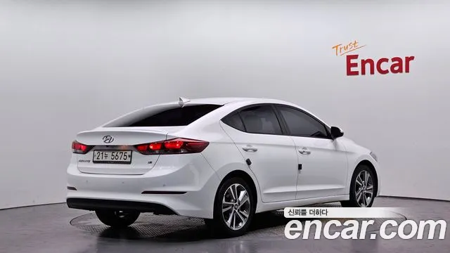 Hyundai AD 2017 thumb 12