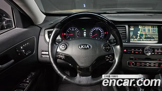 Kia K9 2013 thumb 5