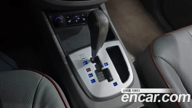 Hyundai Санта Фе 2006 thumb 5