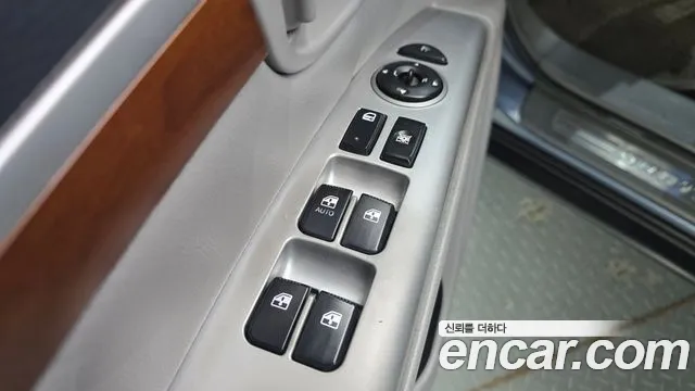 Hyundai Санта Фе 2006 thumb 8