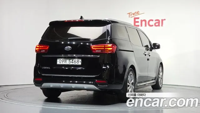 Kia Carnival 2019 thumb 7