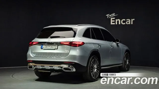 Mercedes-Benz GLC 2023 thumb 12