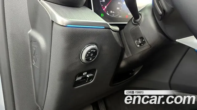 Mercedes-Benz GLC 2023 thumb 4