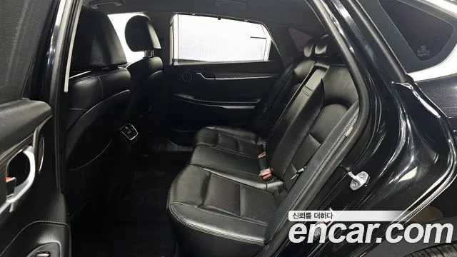 Hyundai Grandeur 2017 thumb 8