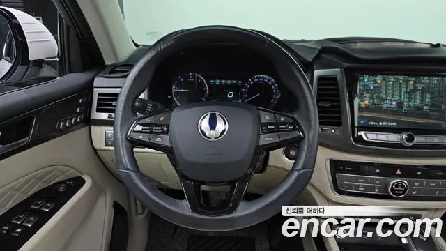 KGM Rexton 2019 thumb 12