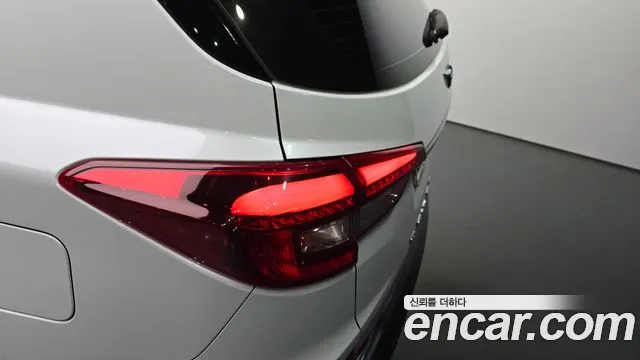 KGM Rexton 2019 thumb 2