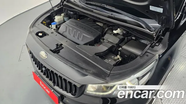 Kia Carnival 2016 thumb 11