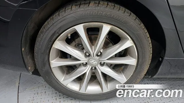 Hyundai Grandeur 2014 thumb 10