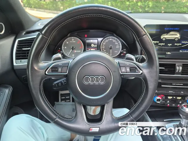Audi SQ5 2014 thumb 10
