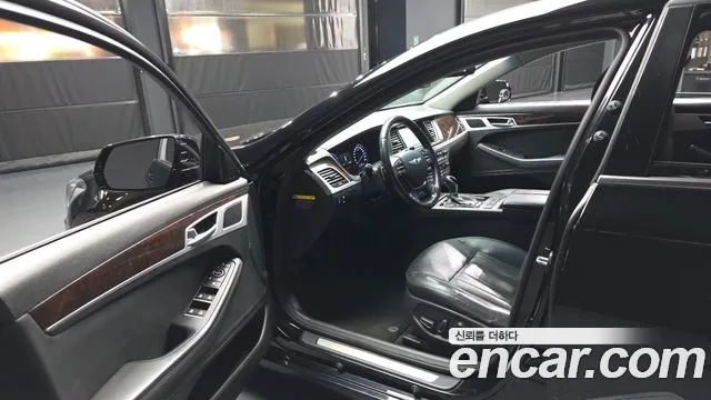 Hyundai Genesis 2014 thumb 10