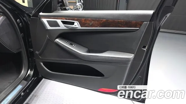 Hyundai Genesis 2014 thumb 7