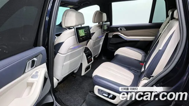 BMW X7 2019 thumb 12