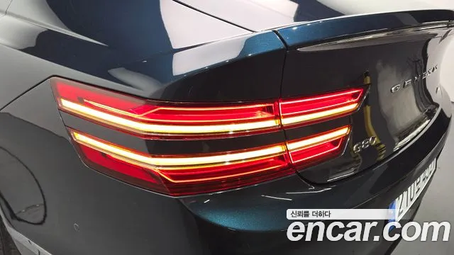 Genesis G80 2022 thumb 3