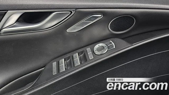 Genesis G80 2020 thumb 5