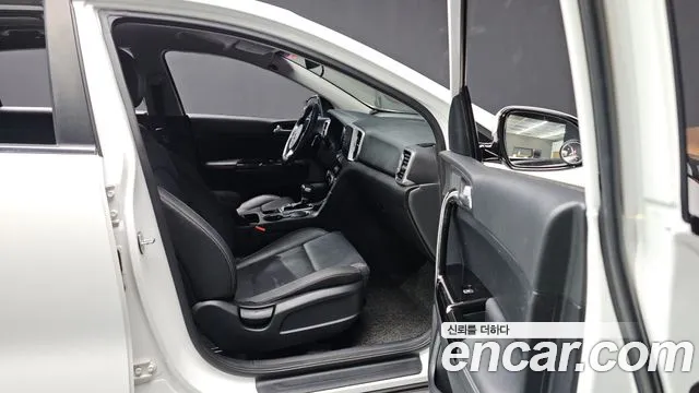 Kia Sportage 2016 thumb 6