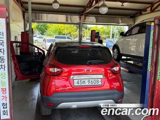 Renault QM3 2015 thumb 3