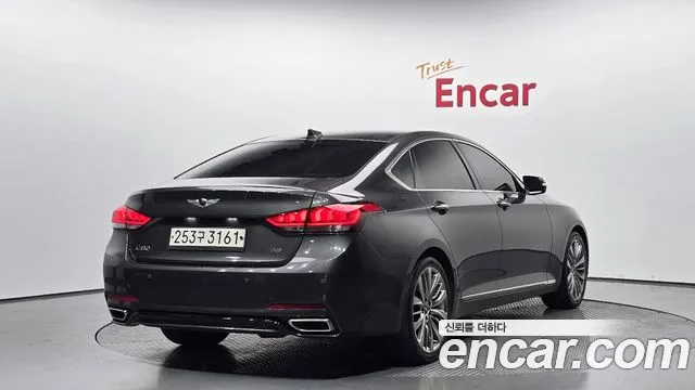 Genesis G80 2019 thumb 10