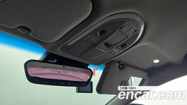 Genesis G80 2019 thumb 5