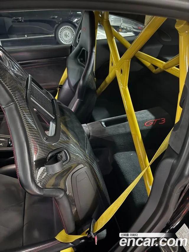 Porsche 911 2016 thumb 12