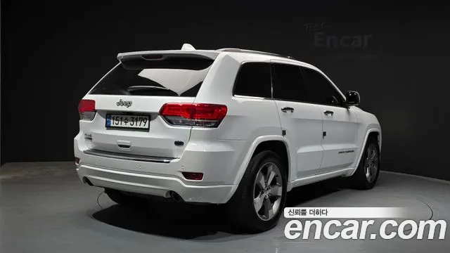 Jeep Grand Cherokee 2015 thumb 10