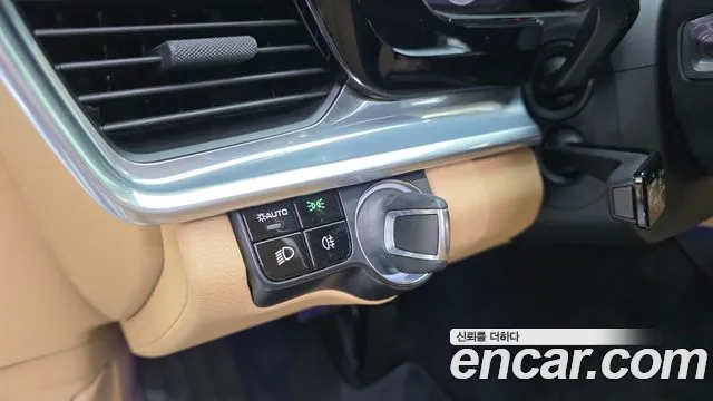Porsche Panamera 2019 thumb 3