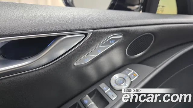 Genesis G80 2020 thumb 8