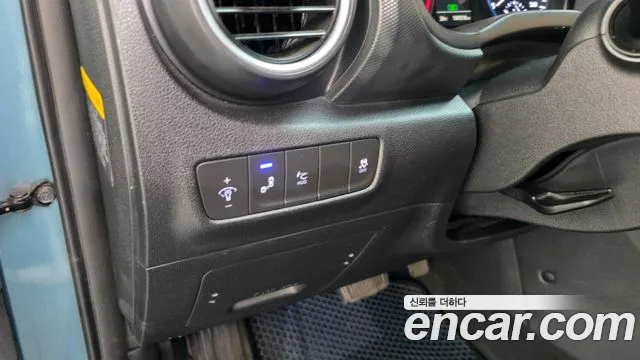 Hyundai Kona 2017 thumb 11