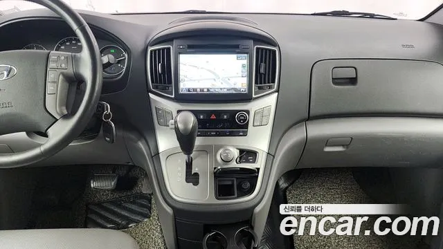 Hyundai Staria 2018 thumb 9