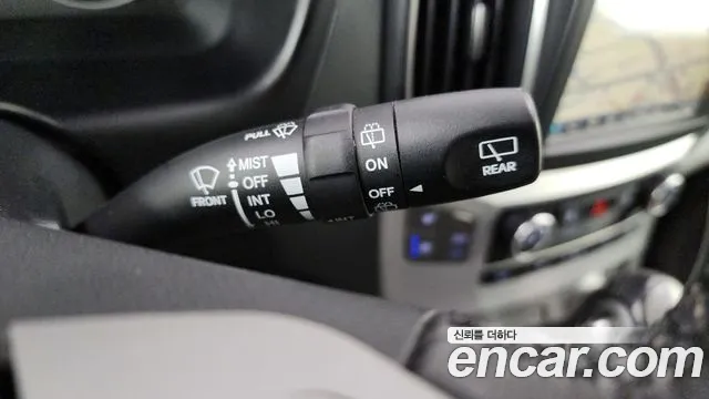 Hyundai Staria 2018 thumb 5