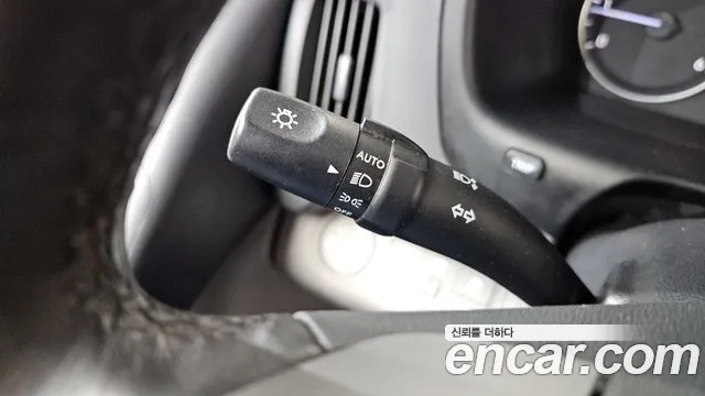 Hyundai Staria 2017 thumb 8