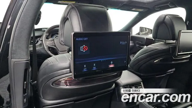 Lexus LS 500h 2018 thumb 3