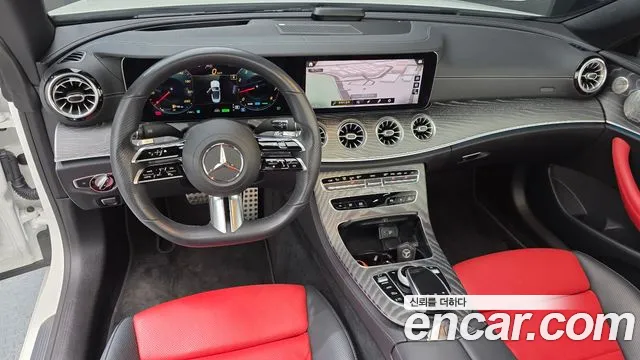 Mercedes-Benz E-Class 2022 thumb 12