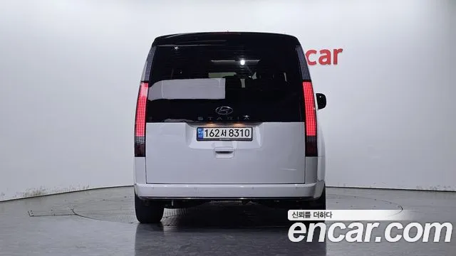 Hyundai Staria 2022 thumb 8