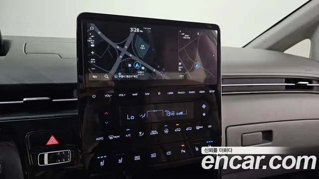 Hyundai Staria 2022 thumb 6
