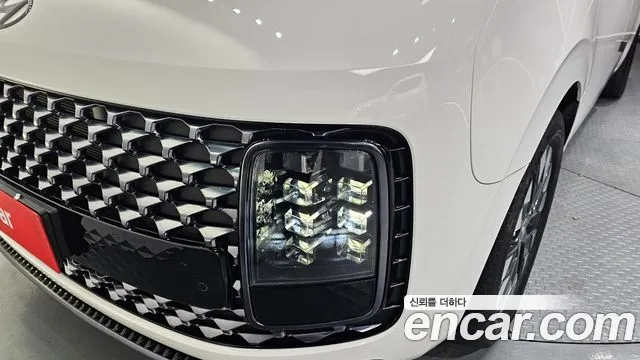Hyundai Staria 2022 thumb 11