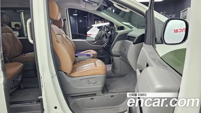 Hyundai Staria 2022 thumb 3