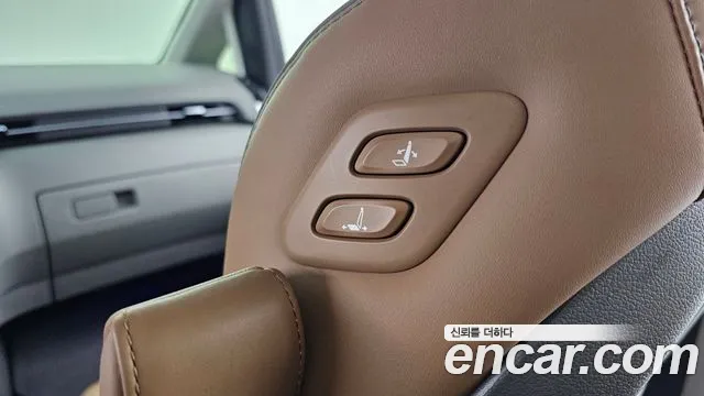 Hyundai Staria 2022 thumb 12