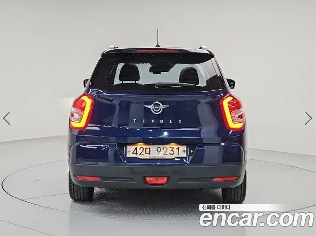 KGM Tivoli Air 2017 thumb 11