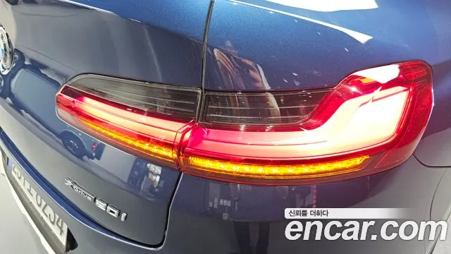 BMW X4 2021 thumb 2